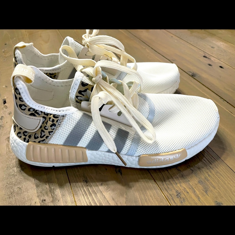 Designer inspired tennis shoes